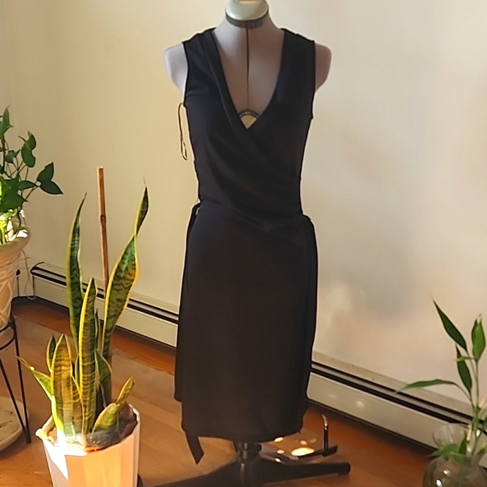 Black H &M dress